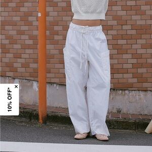 NWT Rowie the Label Cargo Pants in Bone